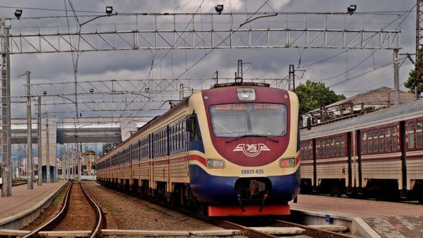 Эпл2т электропоезд