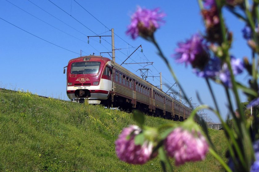 Эпл 9 т электропоезд