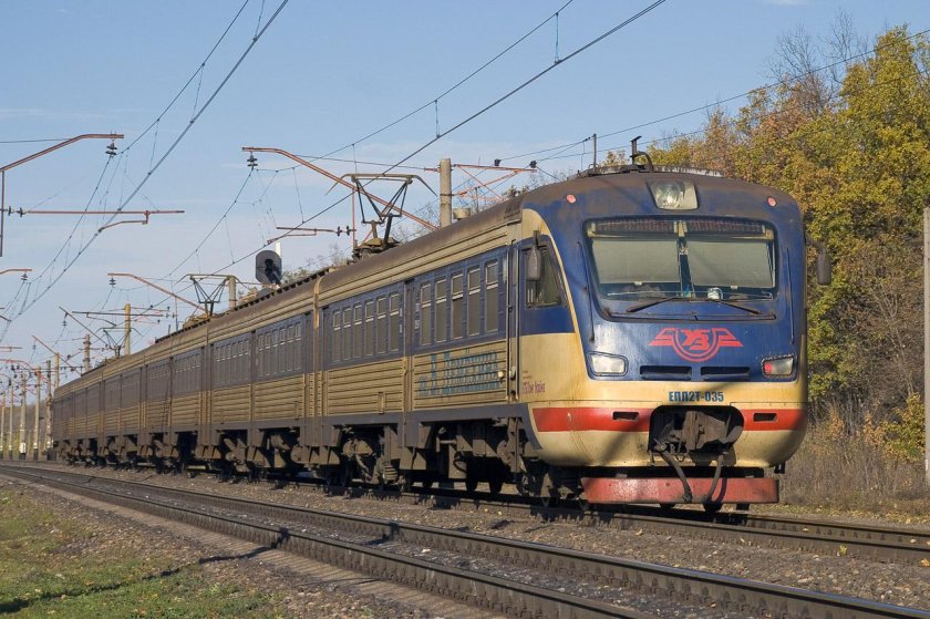 Пассажирский электропоезд