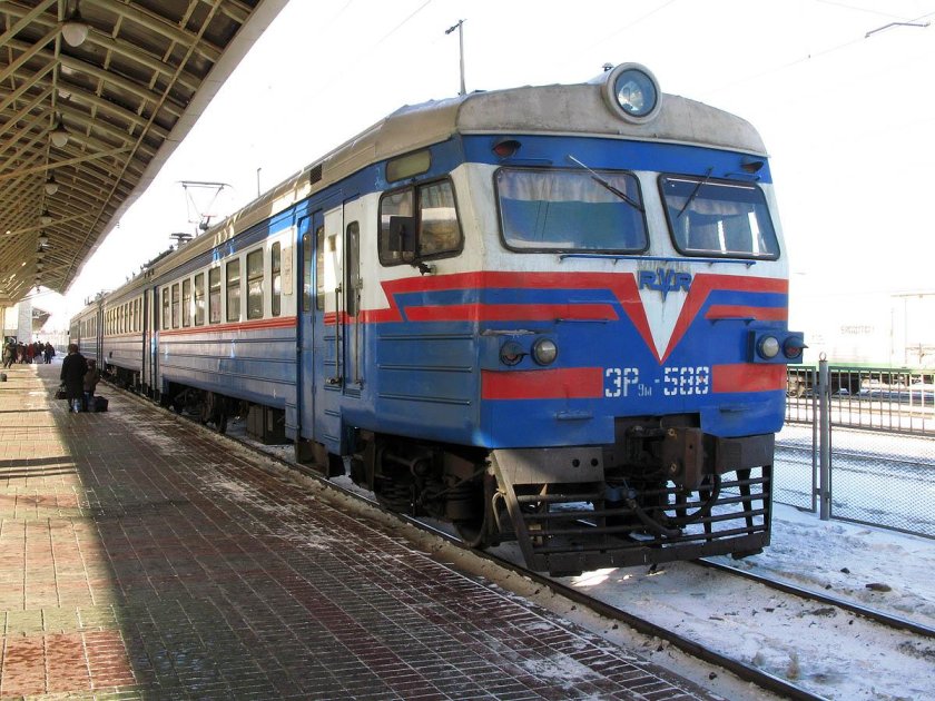 Столбцы (станция)