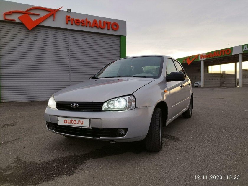 ВАЗ 1118 серый