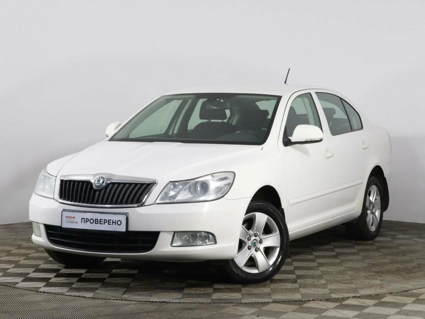 Шкода Октавия 2012