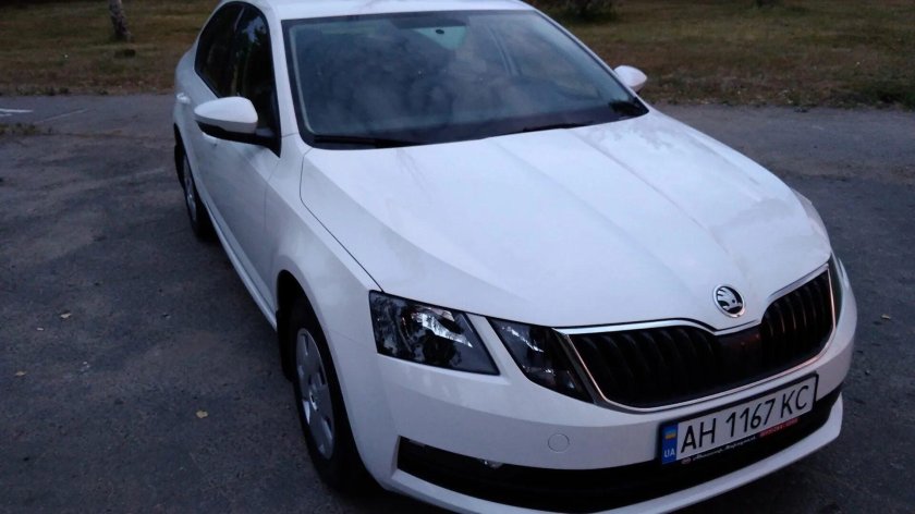 Шкода Октавия а7 белая