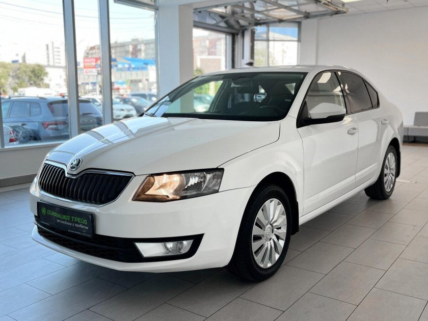 Skoda Octavia 2013 — 2017 III белый