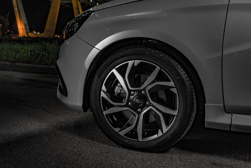 Диски Лада Веста спорт r16