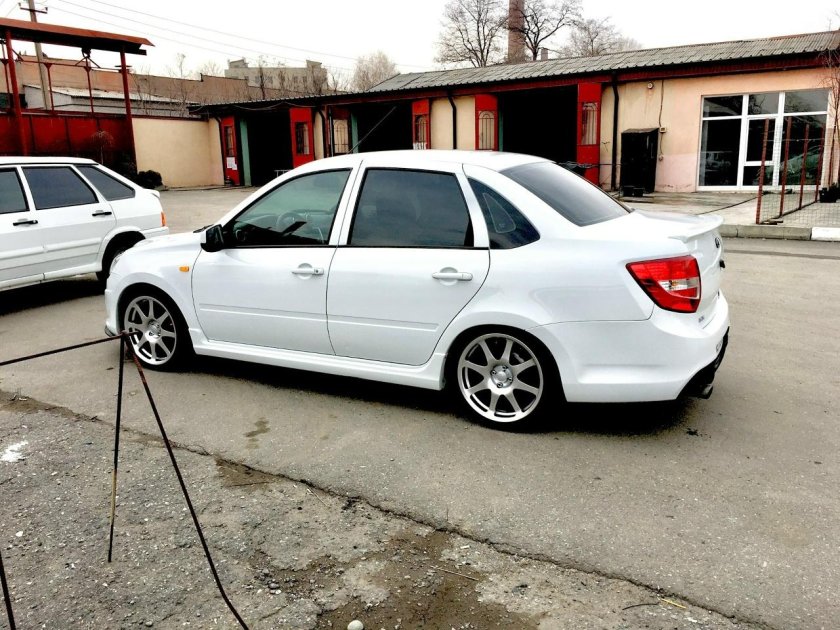 Гранта спорт слик р17