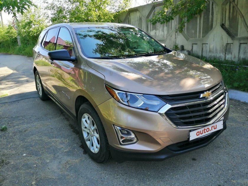 Шевроле Эквинокс 2019 белый