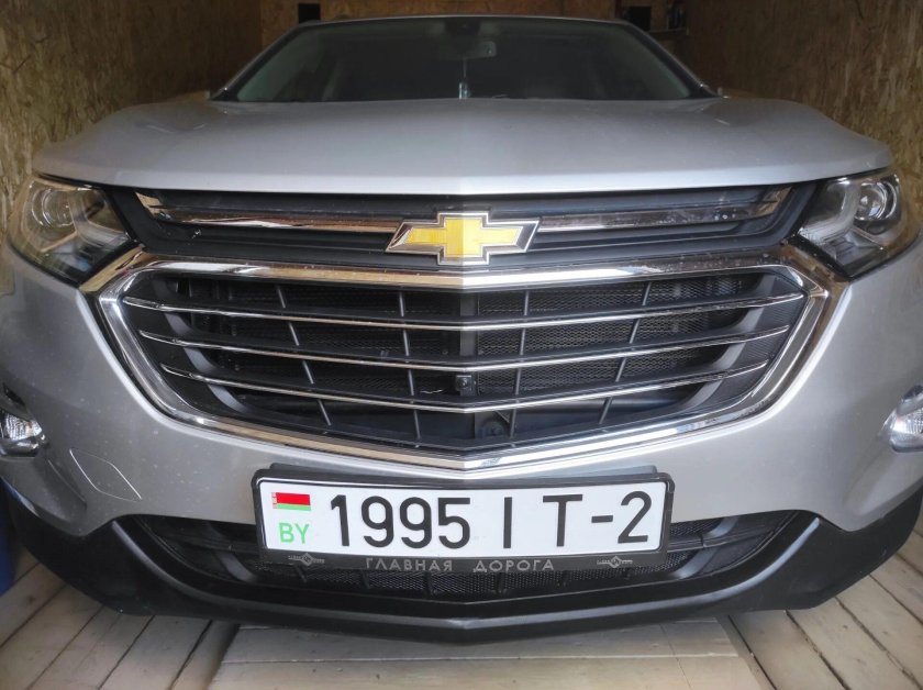 Chevrolet Equinox 2018 решетка радиатора