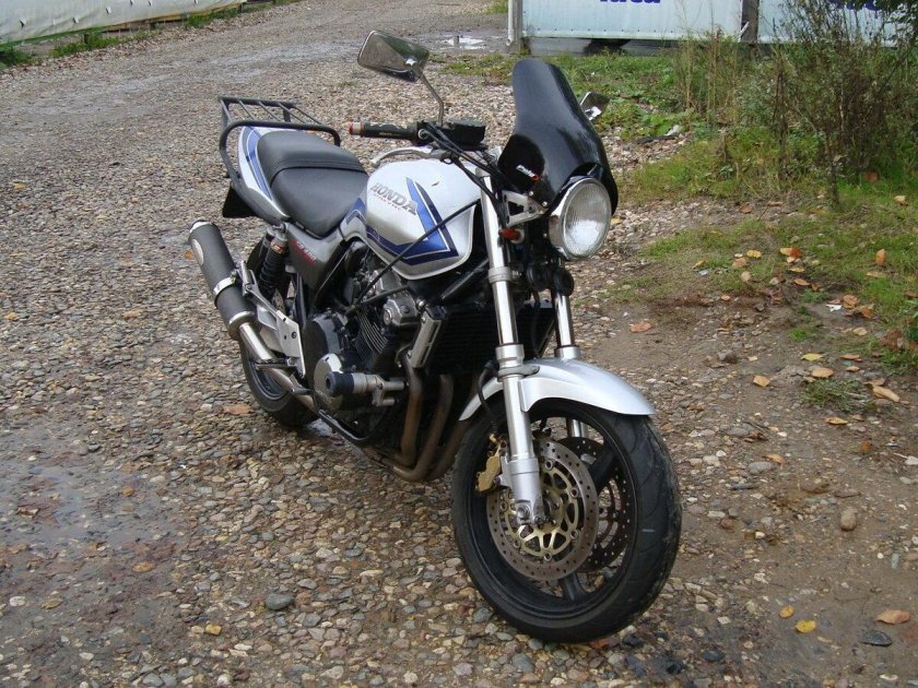 Мотоцикл honda cb 400