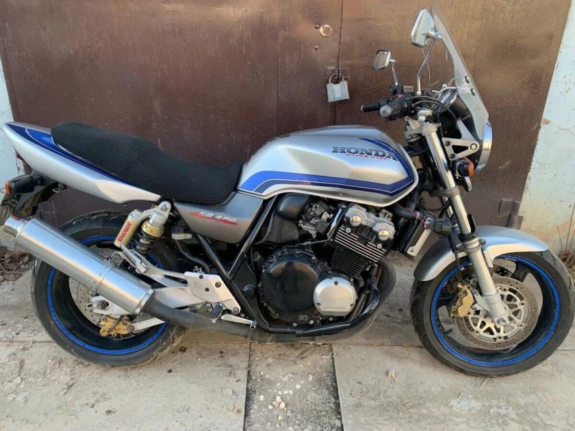 Honda CB 400 1999