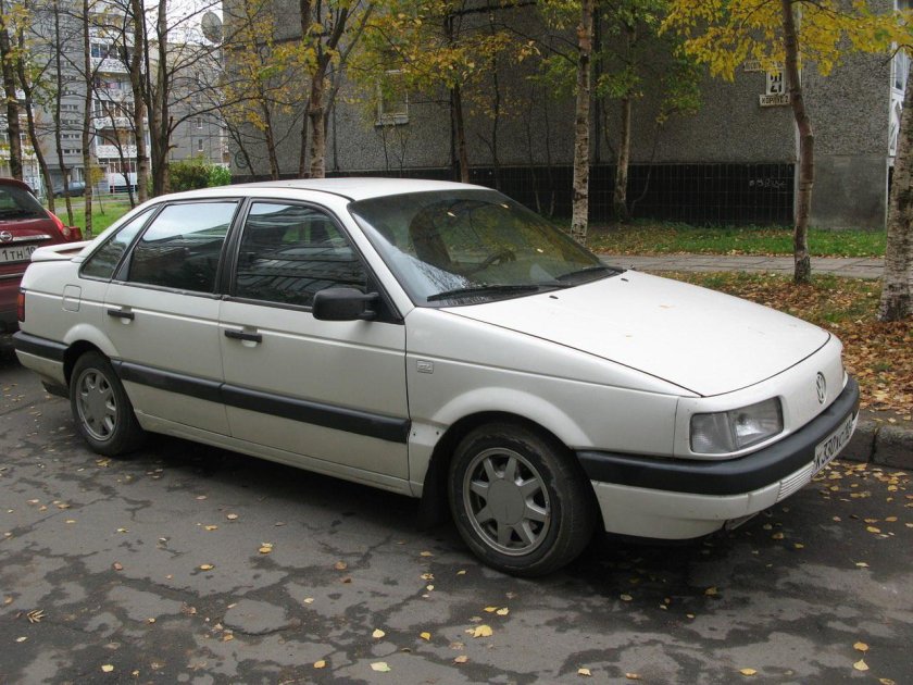 Фольксваген Пассат б3 седан