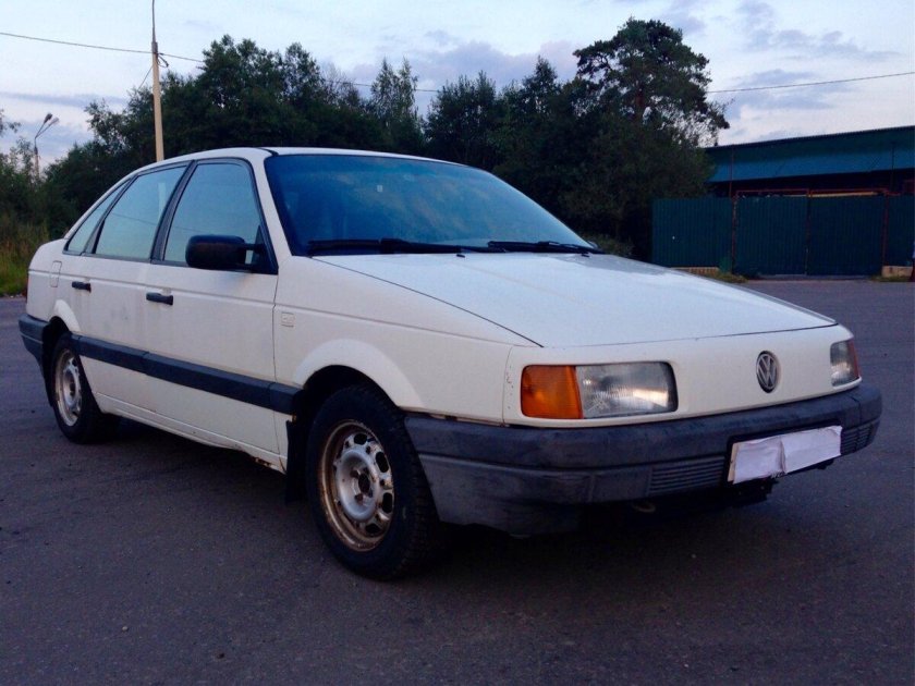 Volkswagen Passat b3 седан 1989