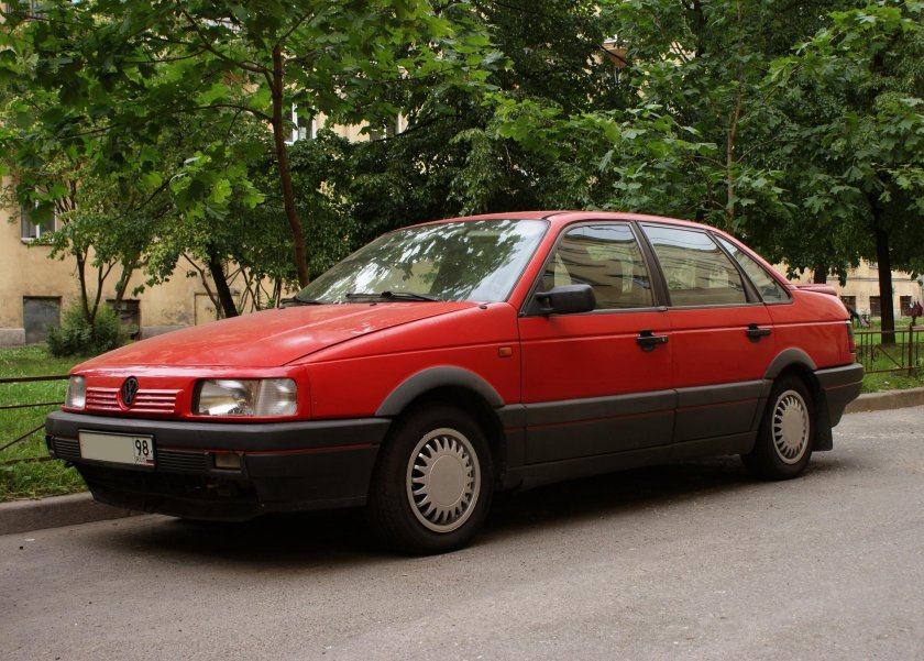 Фольксваген Пассат в3