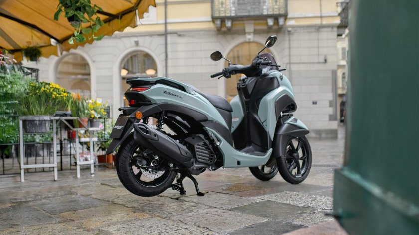 Yamaha nmax