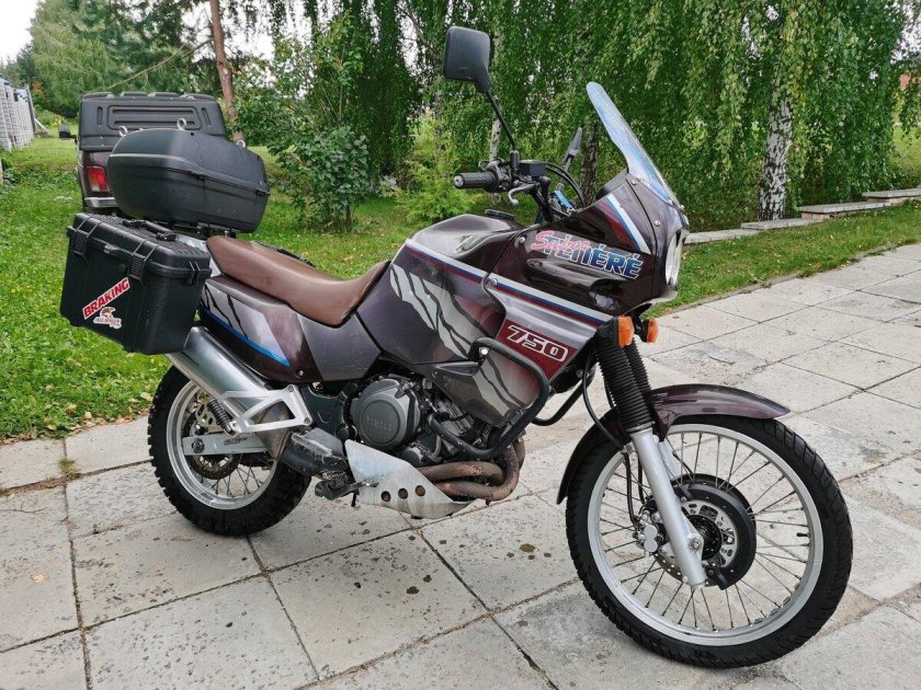 Yamaha xtz 750 super tenere