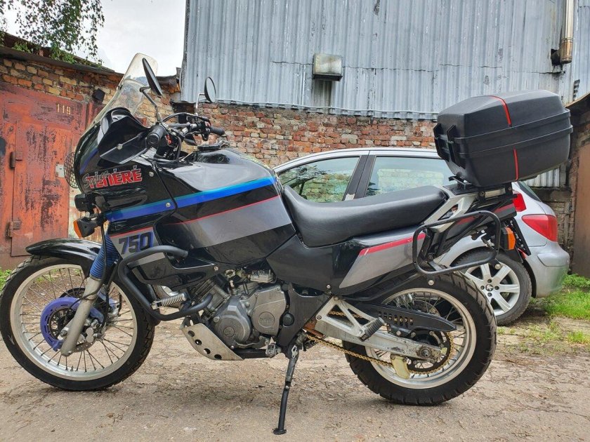 Yamaha super tenere 750