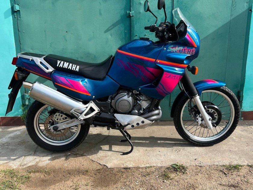 Мотоцикл yamaha