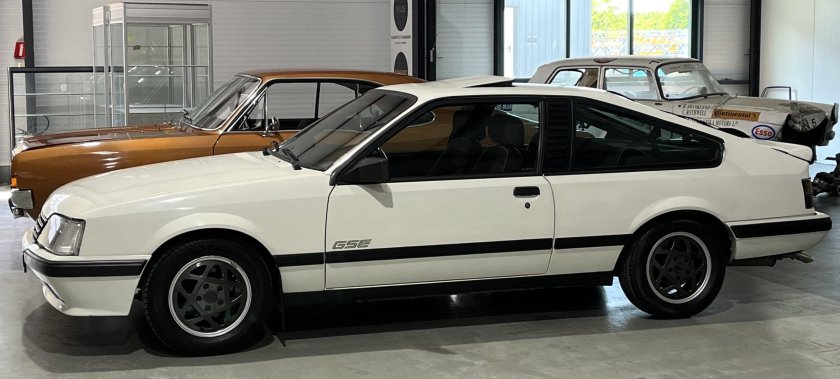 Opel monza gse
