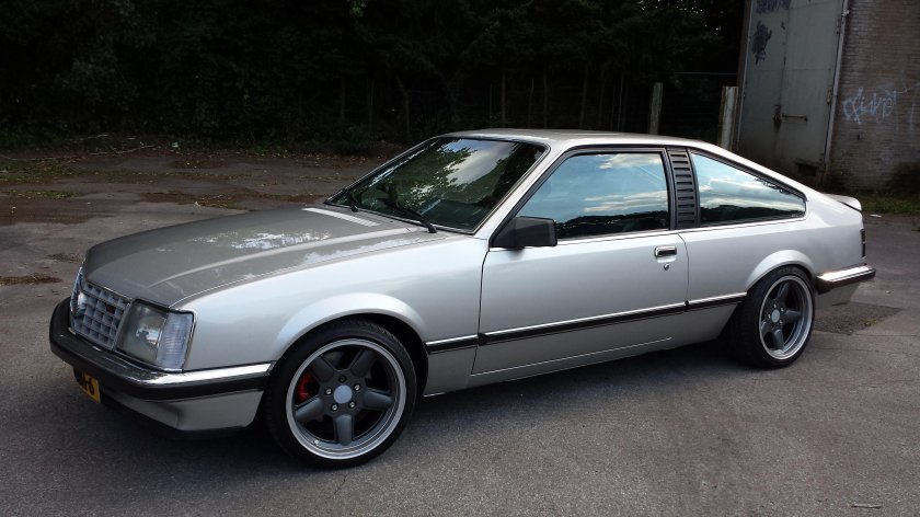 Opel Monza