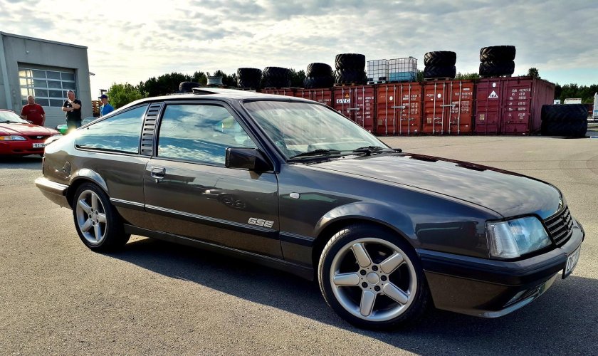 Опель Монза GSE