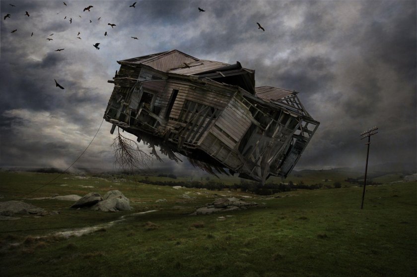 Торнадо домик Элли