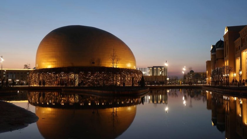 Летающий театр «Алтын Самрук»