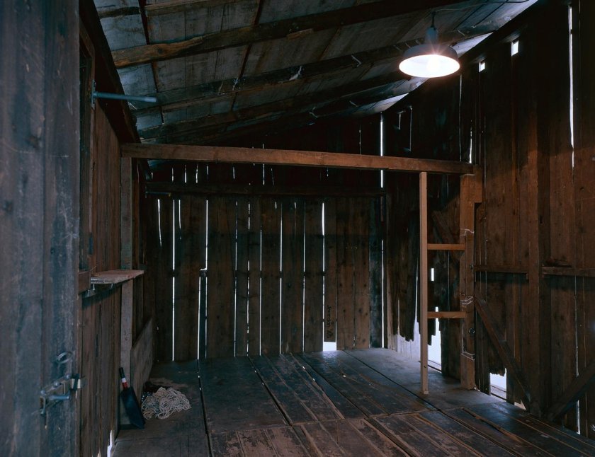 Сарай внутри