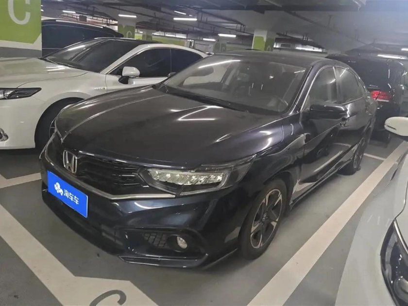 Автомобиль honda