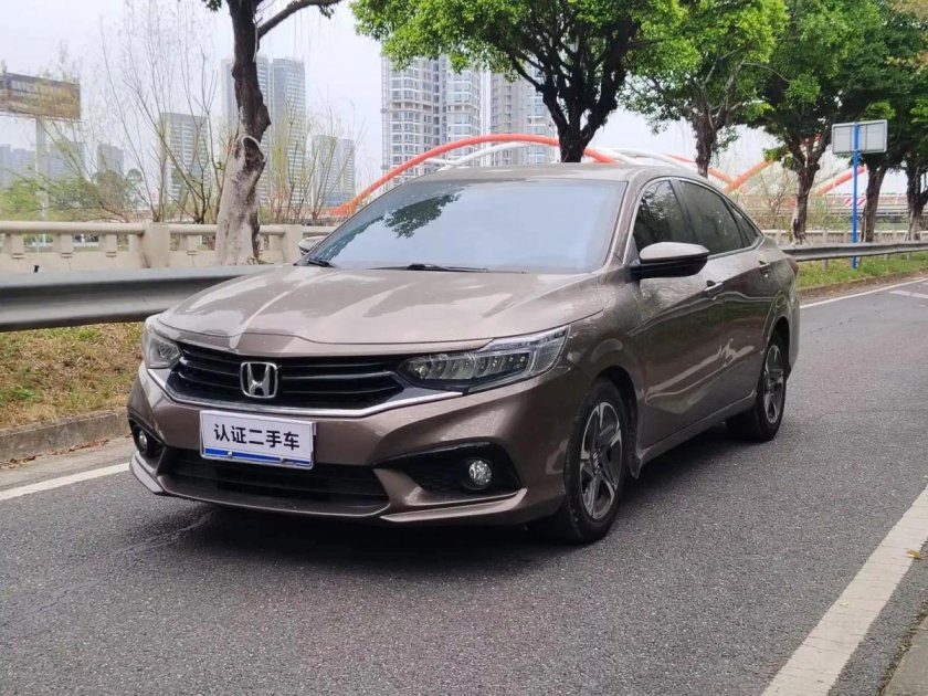 Автомобиль honda