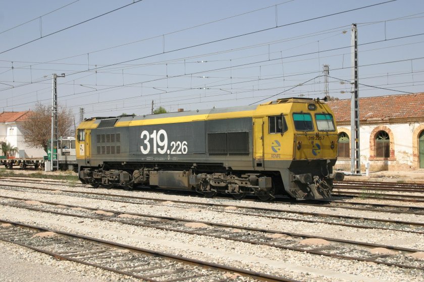 Локомотив Renfe 1007