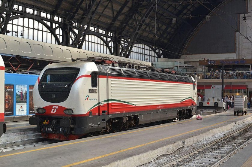 Электровоз Wag-5