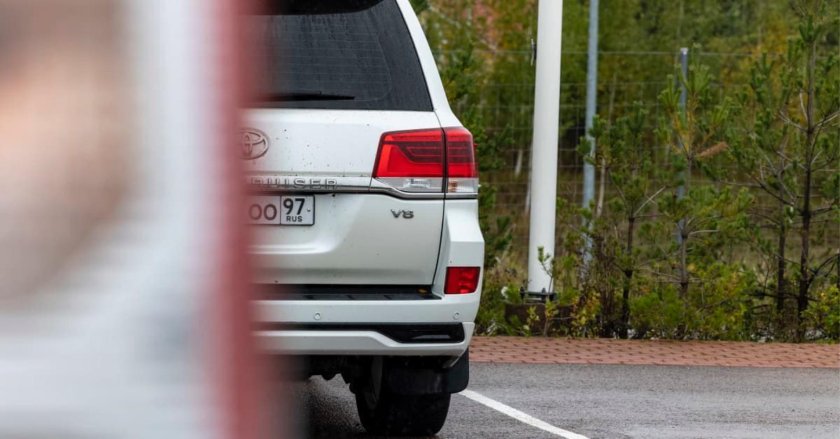 Toyota land cruiser 200 series