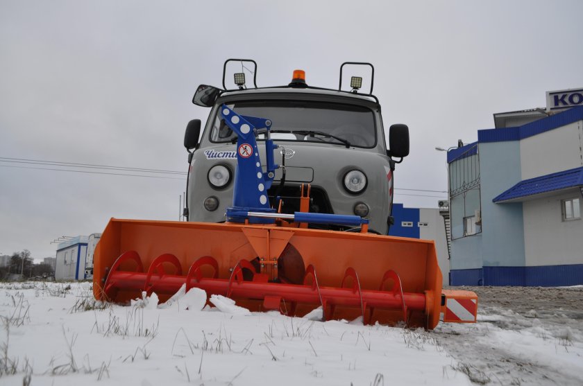 Шнекороторный снегоочиститель урал дэ-226
