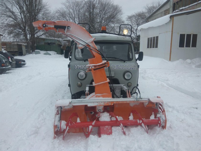 Камаз 43118 шнекороторный снегоочиститель