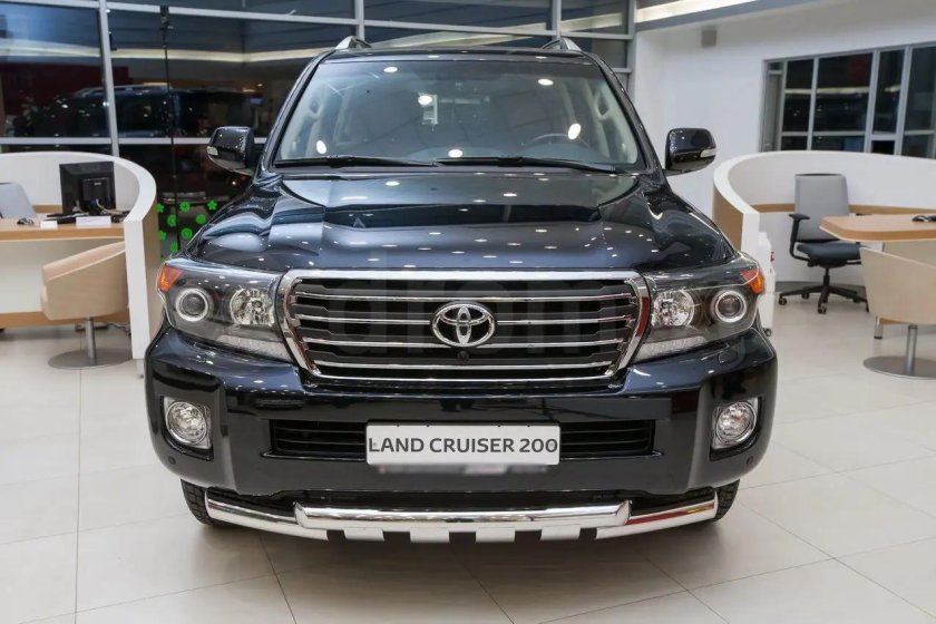 Land Cruiser 200 Brownstone 2015