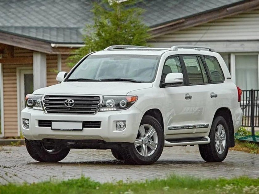 Toyota Land Cruiser 200