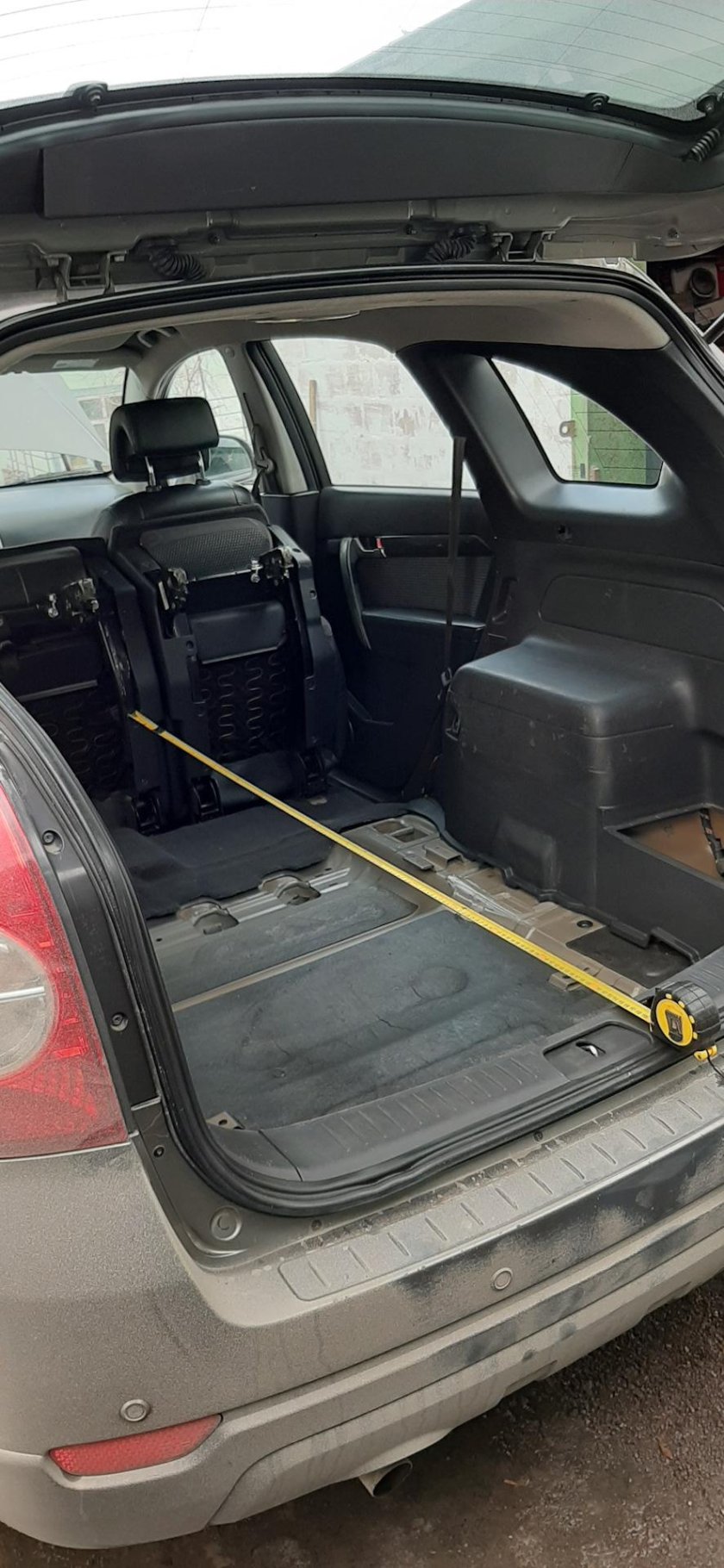 Chevrolet Captiva багажник