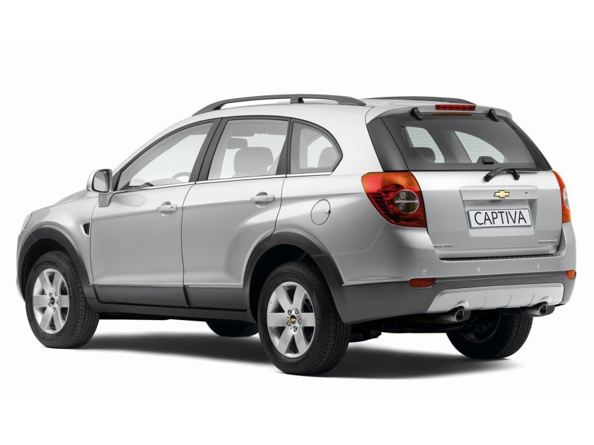 Chevrolet captiva c 100