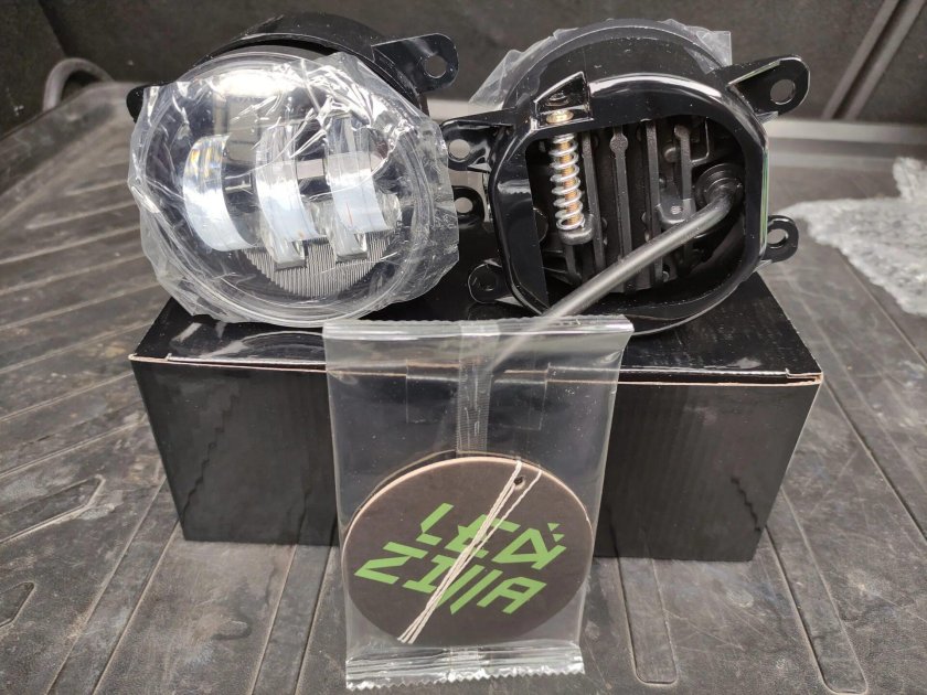 Cветодиодная противотуманная фара