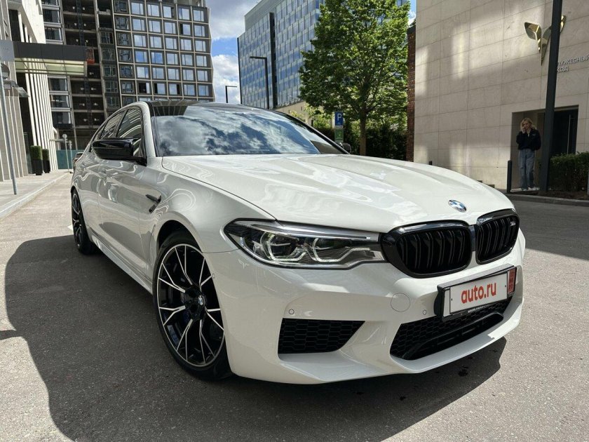 Bmw m5 f90 white