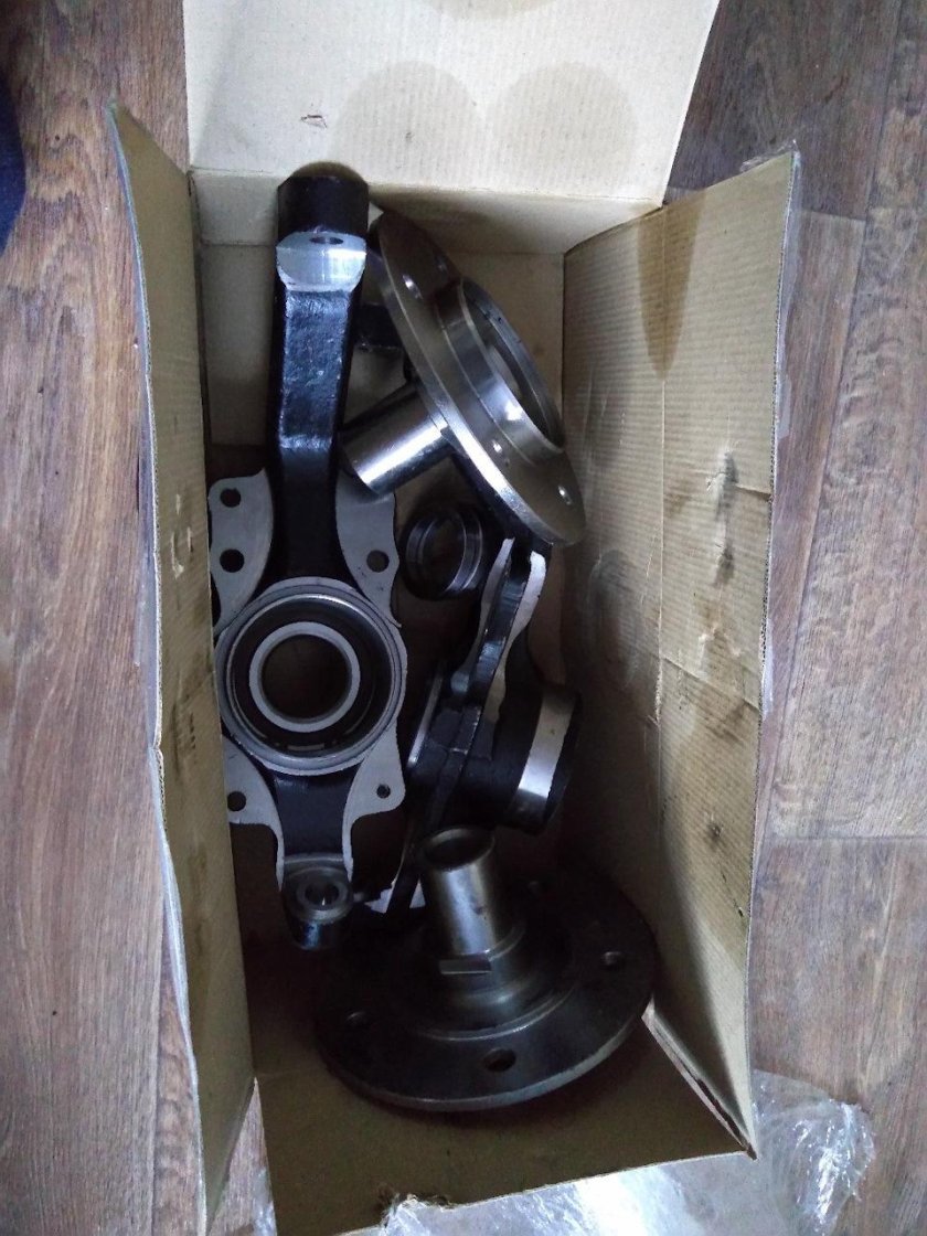 Поворотный кулак Нива с нерегулируемыми подшипниками