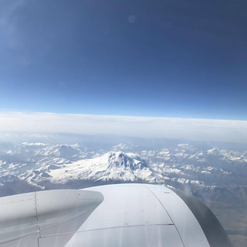 Эльбрус с окна самолета