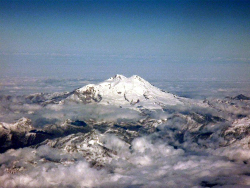 Гора Эльбрус
