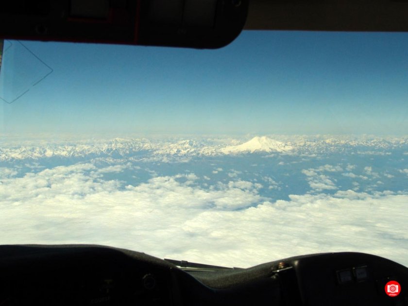 Эльбрус с самолета Сочи