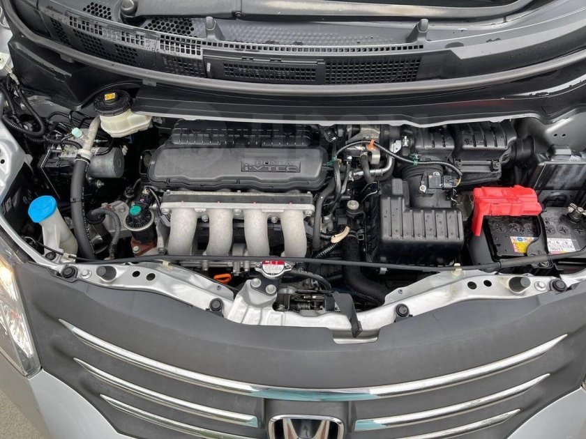 Honda freed 2008 2016