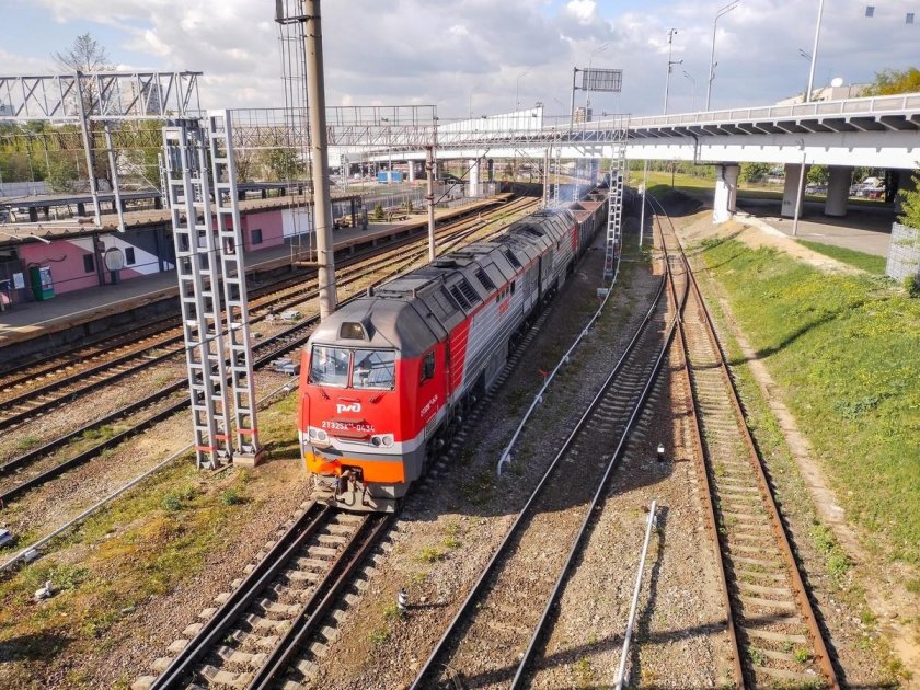 Тепловоз 2 тэ 25 км