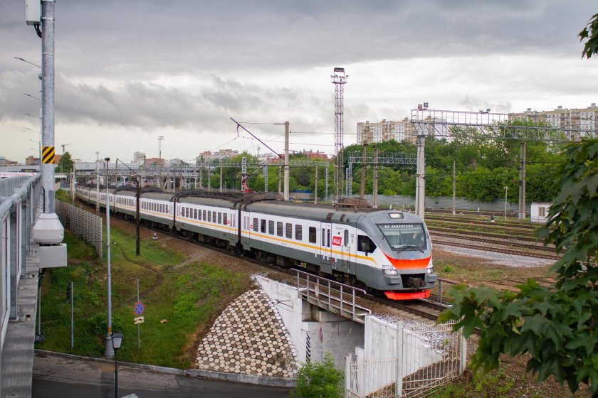 Эп2дм новый поезд