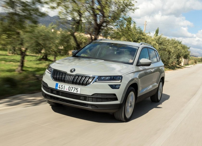 Шкода Карок белый