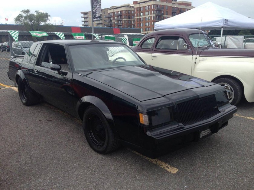 Buick Regal GNX 1987