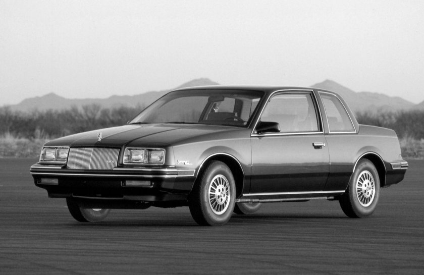Бьюик Регал 1989